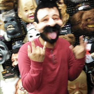 Meet your Posher, Gabriel